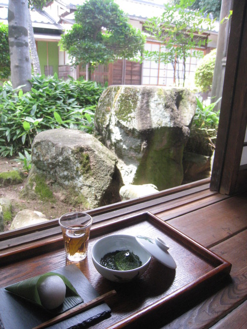 お茶の会で、ほら貝！_b0220318_18455932.jpg