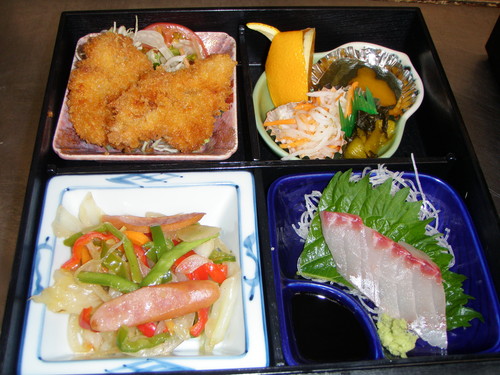 道の駅キラメッセ室戸の今日の日替わりです。_f0227434_12474912.jpg