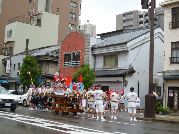 TOMYさんのフェラーリ_b0100062_21305517.jpg