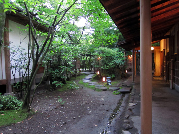 亀の井別荘 @由布院_b0118001_18524928.jpg