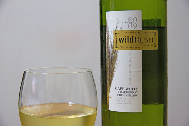 2011年6月ワインWILD RUSH WHITE_a0016730_21493035.jpg