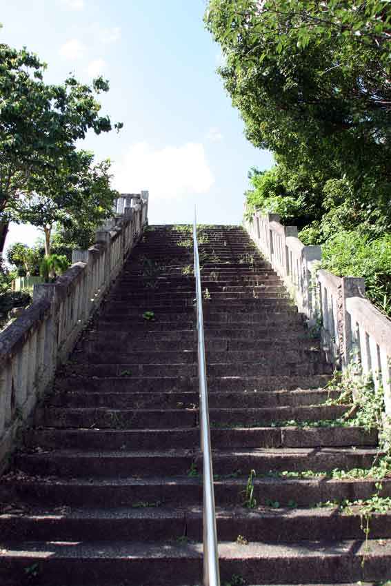 市場町「奈良坂」の「若宮皇大神宮」♪_d0058941_20195458.jpg