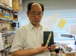 No.012 文学部 鈴木健司 教授【日本近代文学】_c0223443_1525485.jpg