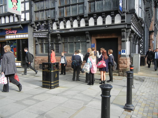 7月13日(水)イギリス旅行⑥チェスタ~コンフイ城~チェスター_f0060461_1130251.jpg