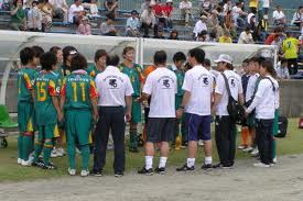 「なでしこジャパン、歴史的勝利で決勝へ!」:「円陣」女子はチームソングを歌う!?_e0171614_13112339.jpg