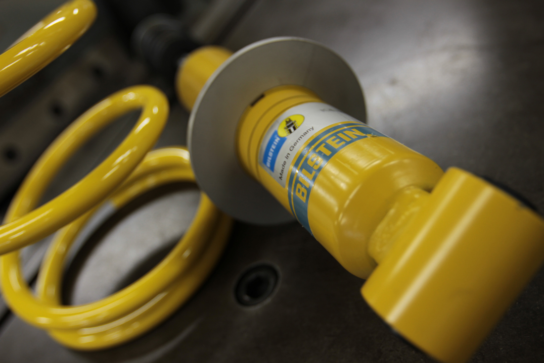 Custom　Springs_e0190023_2273668.jpg