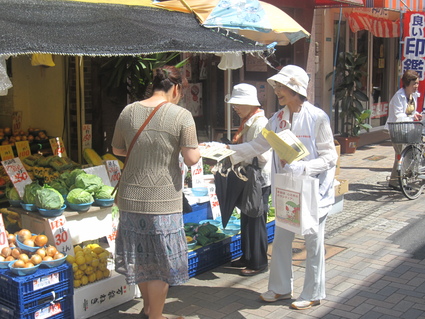 街頭献血～7月は愛の血液助け合い運動の実施期間です～_c0198657_14555374.jpg