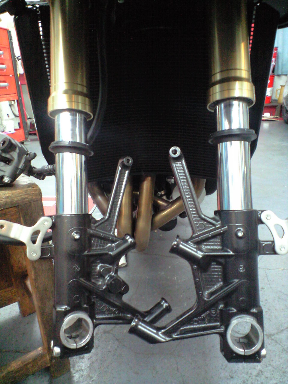 ZZR1400 新車整備_a0163159_31203.jpg