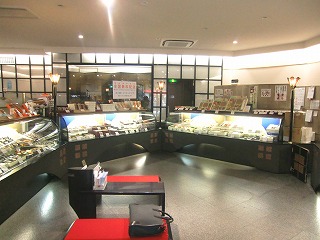 上野風月堂 (江戸からの和菓子)_c0187004_1123288.jpg