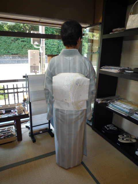 野村エミさん・パリ祭の日の素敵なコーディネイト。_f0181251_2255364.jpg