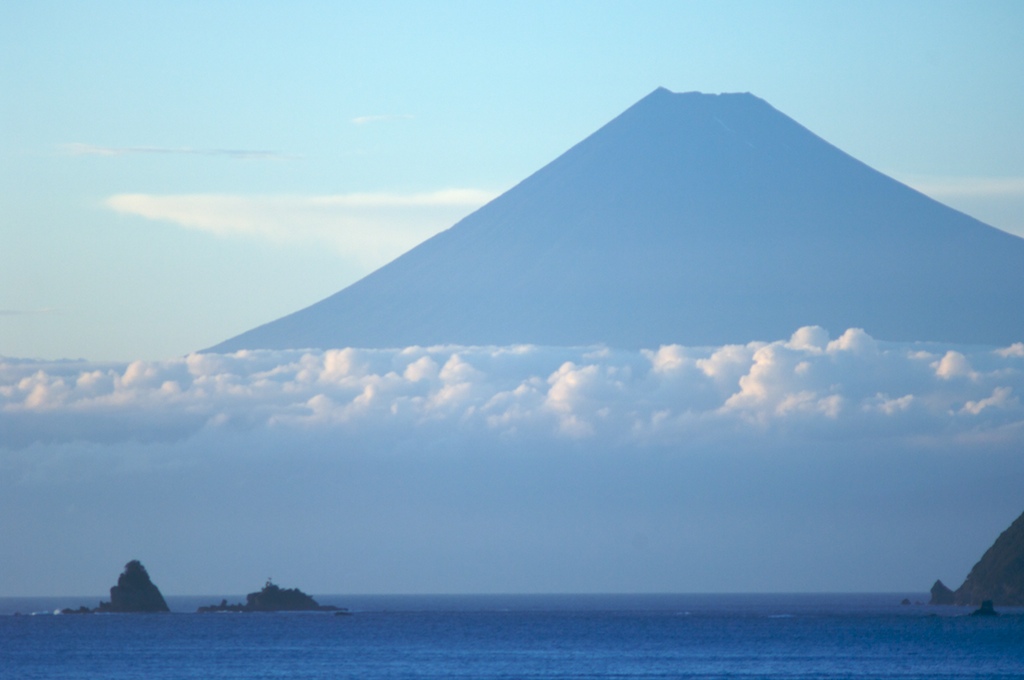 今日の富士山_f0064530_22552561.jpg