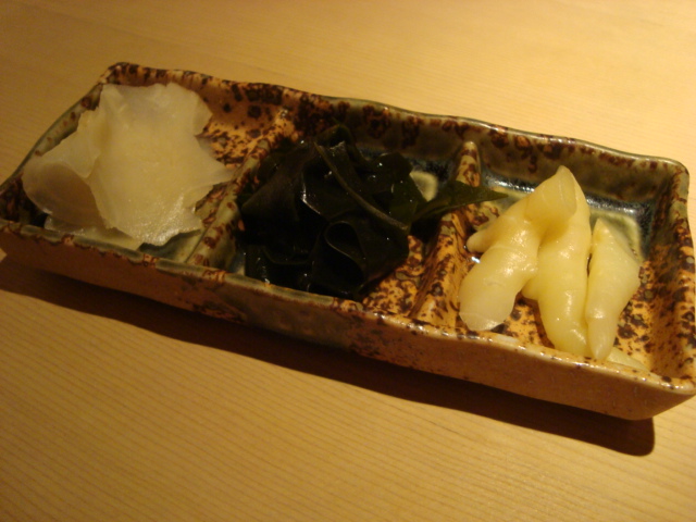 西麻布「江戸前鮓 すし通」へ行く。_f0232060_4103486.jpg