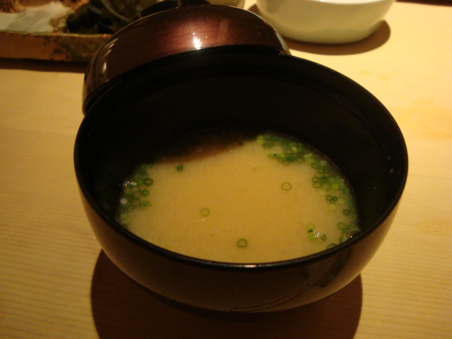 西麻布「江戸前鮓 すし通」へ行く。_f0232060_4325597.jpg