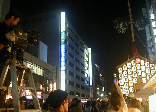 ●祇園祭りの宵山_d0053294_23563456.jpg