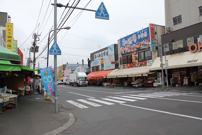 【6】北海道・・・朝から海鮮♪ 札幌場外市場_e0071524_15255168.jpg