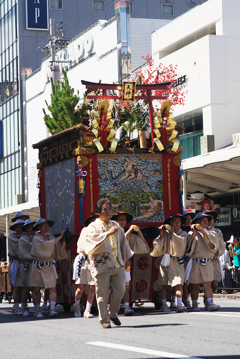山鉾巡行・その1(長刀鉾~函谷鉾)_f0155048_21264524.jpg