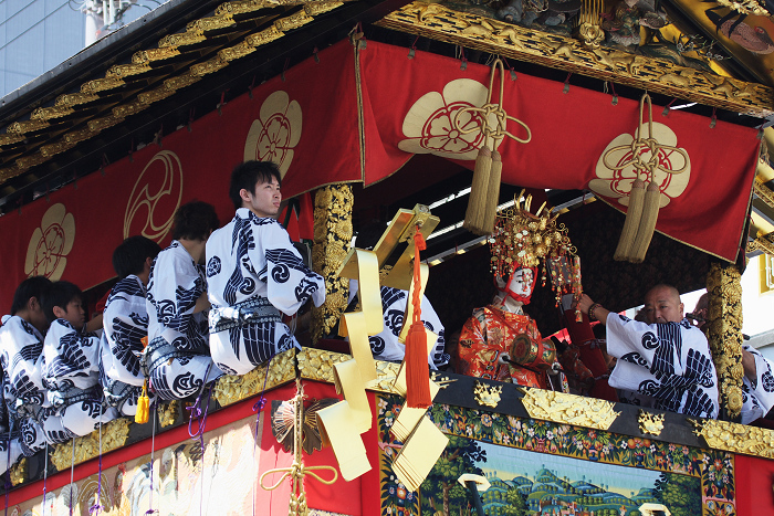 山鉾巡行・その1(長刀鉾~函谷鉾)_f0155048_2129548.jpg