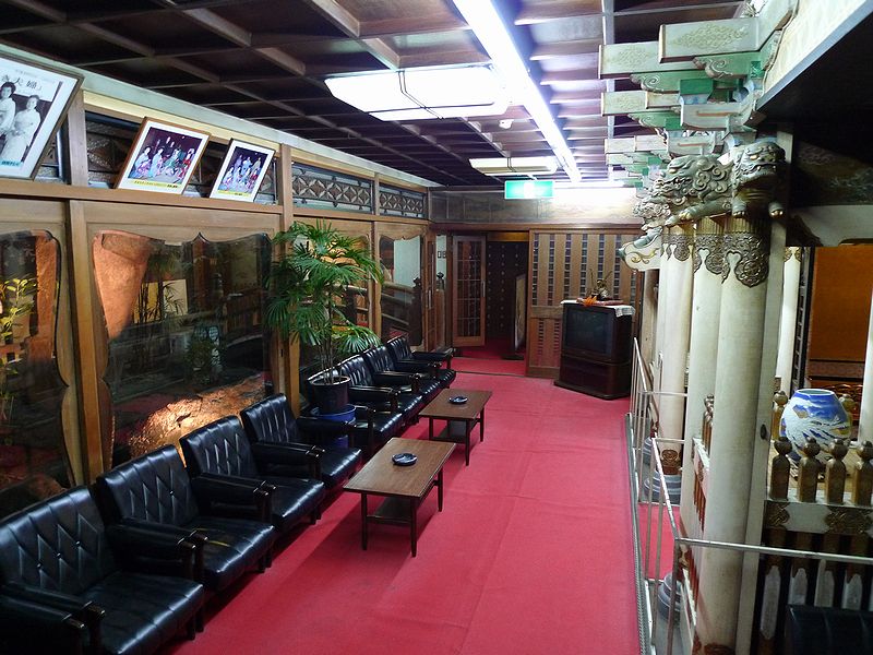 飛田新地 廓 百番(現 鯛よし百番)_f0139570_21282558.jpg
