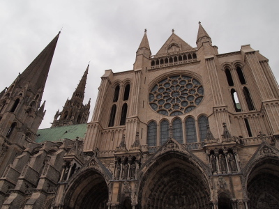 シャルトル大聖堂　(Cathedrale Notre-Dame)　その１_c0221993_417117.jpg