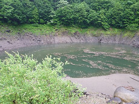 高根第一ダム リザーバーをねらって 釣 魚 百 態 高根第一ダム リザーバーをねらって 釣 魚 百 態