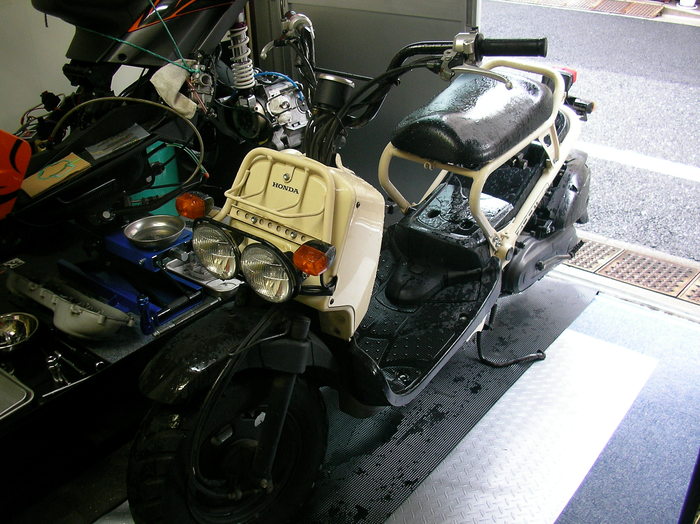 「ZOOMER」_a0209531_14294799.jpg