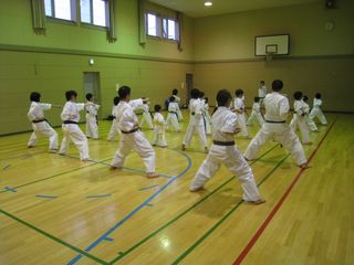 夏季審査会1 西町教室_c0118332_2231143.jpg