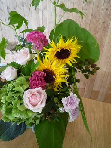 夏はひまわり!_a0201358_11501693.jpg