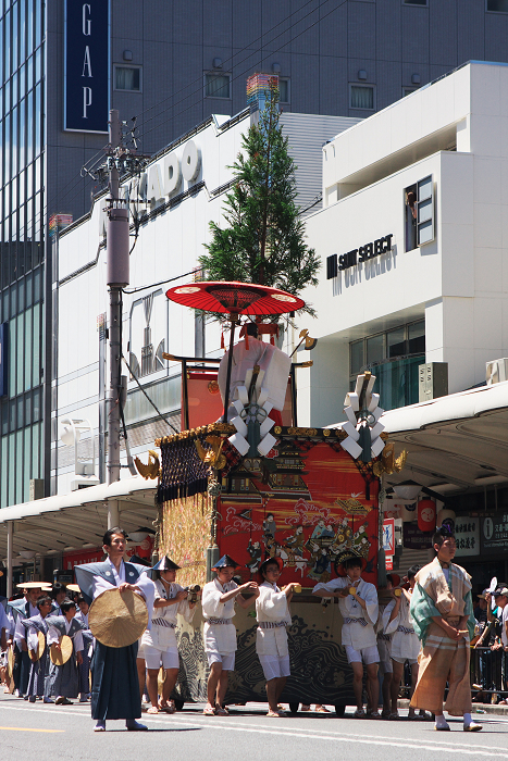 山鉾巡行・その3(太子山~綾傘鉾)_f0155048_22584912.jpg