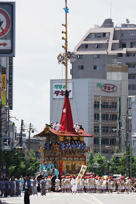 山鉾巡行・その3(太子山~綾傘鉾)_f0155048_22594316.jpg