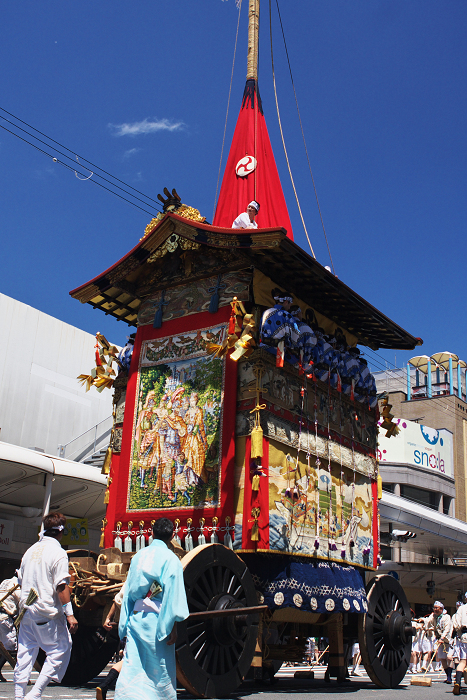 山鉾巡行・その3(太子山~綾傘鉾)_f0155048_2305234.jpg