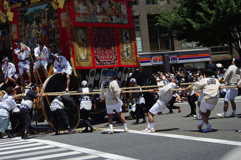 祇園祭 2011　辻回し（前編）_f0152550_21275584.jpg