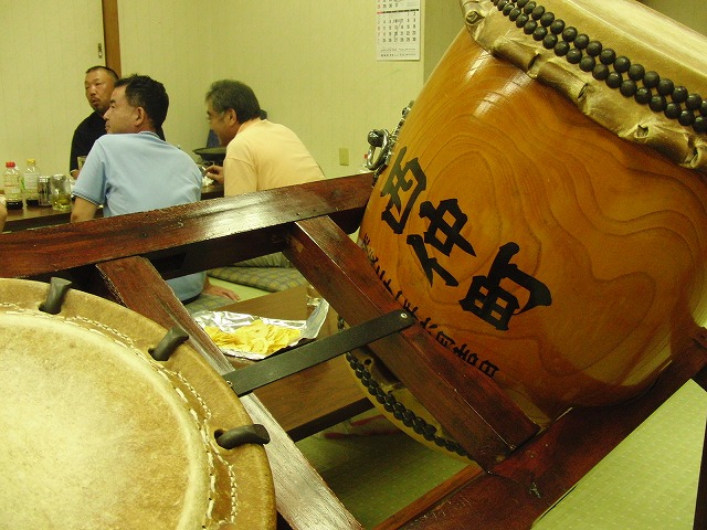 祭りを通じて伝統、コミュニティを守り、育てる西仲町_f0141310_73066.jpg