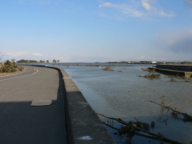 f0143119_2138072.jpg