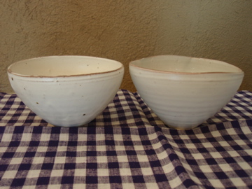 荒賀文成さんの粉引き カフェオレボウル_b0132442_16532144.jpg