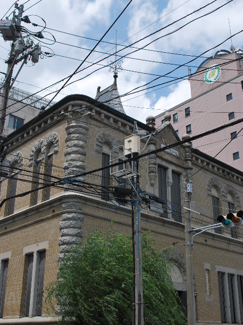 岩手県盛岡市の旧第九十銀行本店(明治モダン建築再訪)_f0142606_13345678.jpg