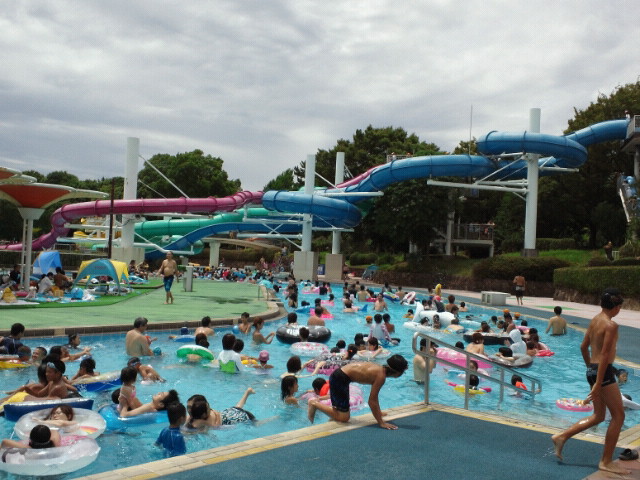 レインボープール 国営昭和記念公園 ムサコママの育児日記 レインボープール 国営昭和記念公園 ムサコママの育児日記