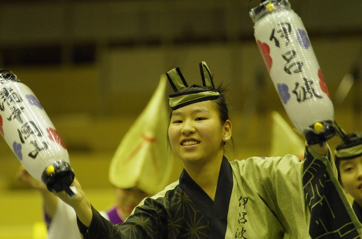 岡山武道館うらじゃその１１（備中岡山・伊呂波踊り子隊その１）_a0009554_2311636.jpg