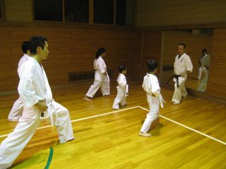 宮の沢・麻生 土曜空手 審査会と気合!_c0118332_22262270.jpg