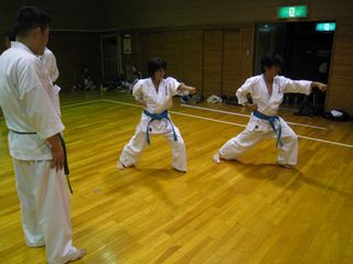 宮の沢・麻生 土曜空手 審査会と気合!_c0118332_22264772.jpg