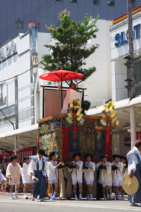 山鉾巡行・その4(郭巨山~放下鉾)_f0155048_1901594.jpg