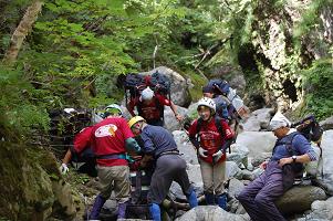 登山ブームで深刻化する幌尻山荘のトイレ問題_f0016260_13413422.jpg