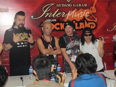 Crazy Night@JaKarta終了~♪_f0158769_19533538.jpg