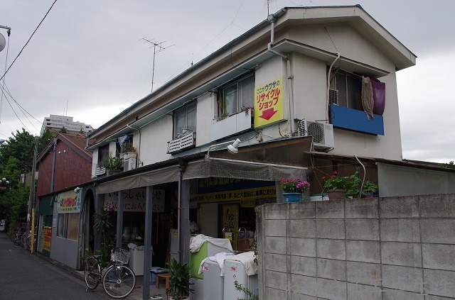a0009142_8281630.jpg