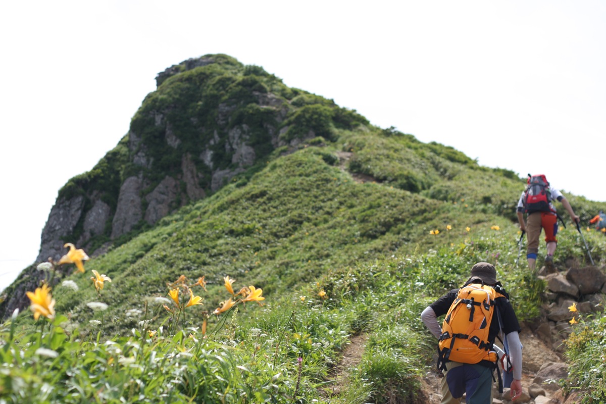 2011.7.23　駒ヶ岳８合目〜乳頭山〜大釜温泉_f0013553_16152845.jpg