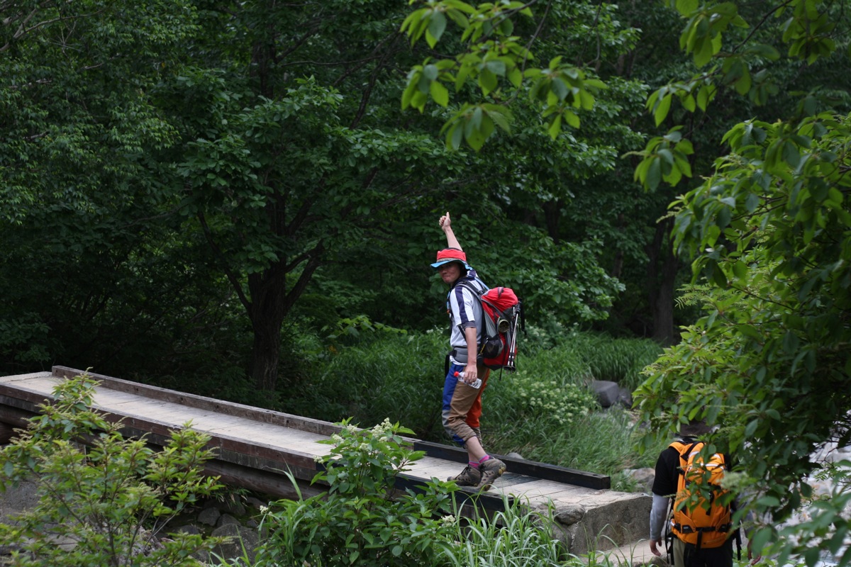 2011.7.23　駒ヶ岳８合目〜乳頭山〜大釜温泉_f0013553_16253848.jpg