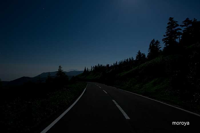 真夜中の山岳道路_c0085877_7305669.jpg