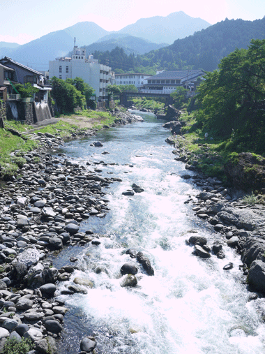 a0150193_14741100.gif