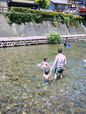 a0150193_221121.gif