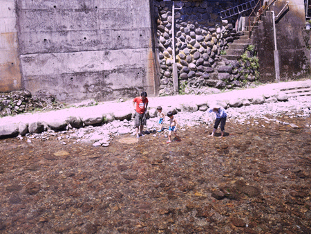 a0150193_27235.gif