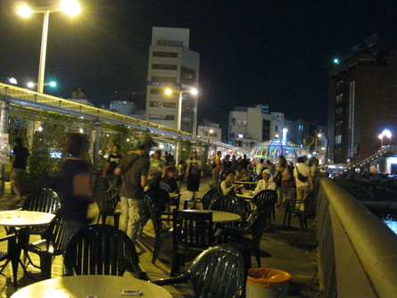 「紫川夜市」(2日目)_a0125419_9382756.jpg